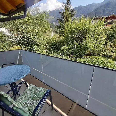 Apartament Lisa *